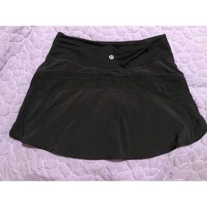 Lululemon athletic skirt size 4